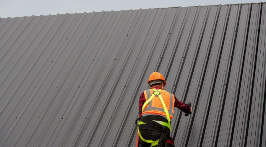 Professional metal roof installation services in Floral, AR